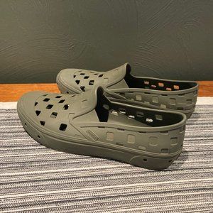 Vans TRK Slip Ons in Olive, men's 9